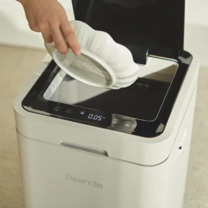 composter-reencle-gravity-beige-scale Beige Reencle Gravity Composter - food waste and compost gadget with scale and counter